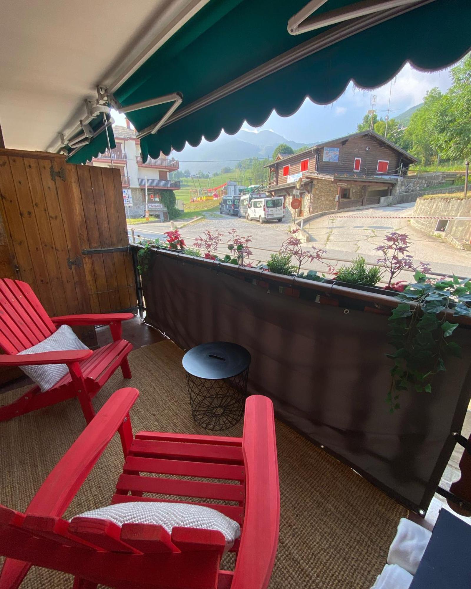 Little Canadian Lodge, Limone Limone Piemonte Exterior foto